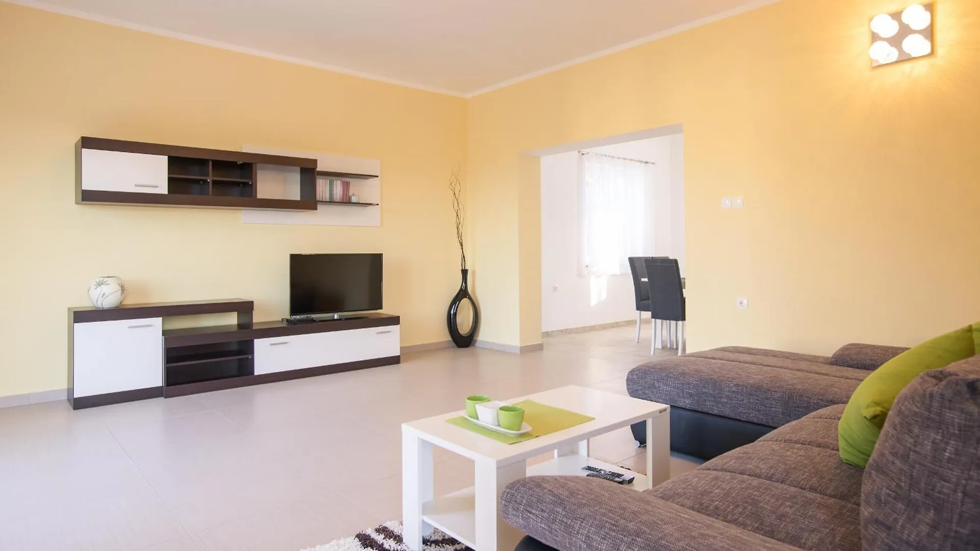 Villa Sky With Pool Vrh