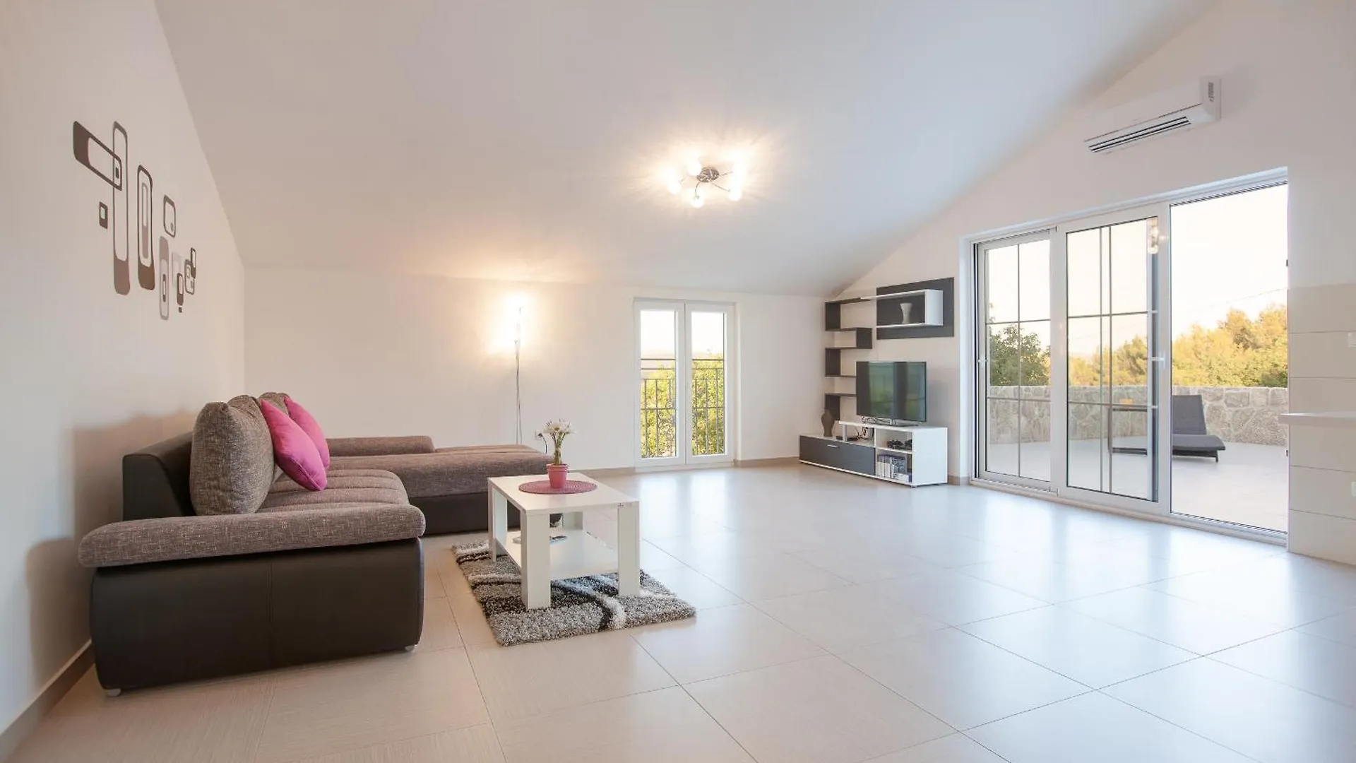 Villa Sky With Pool Vrh  0*, Vrh (Krk)