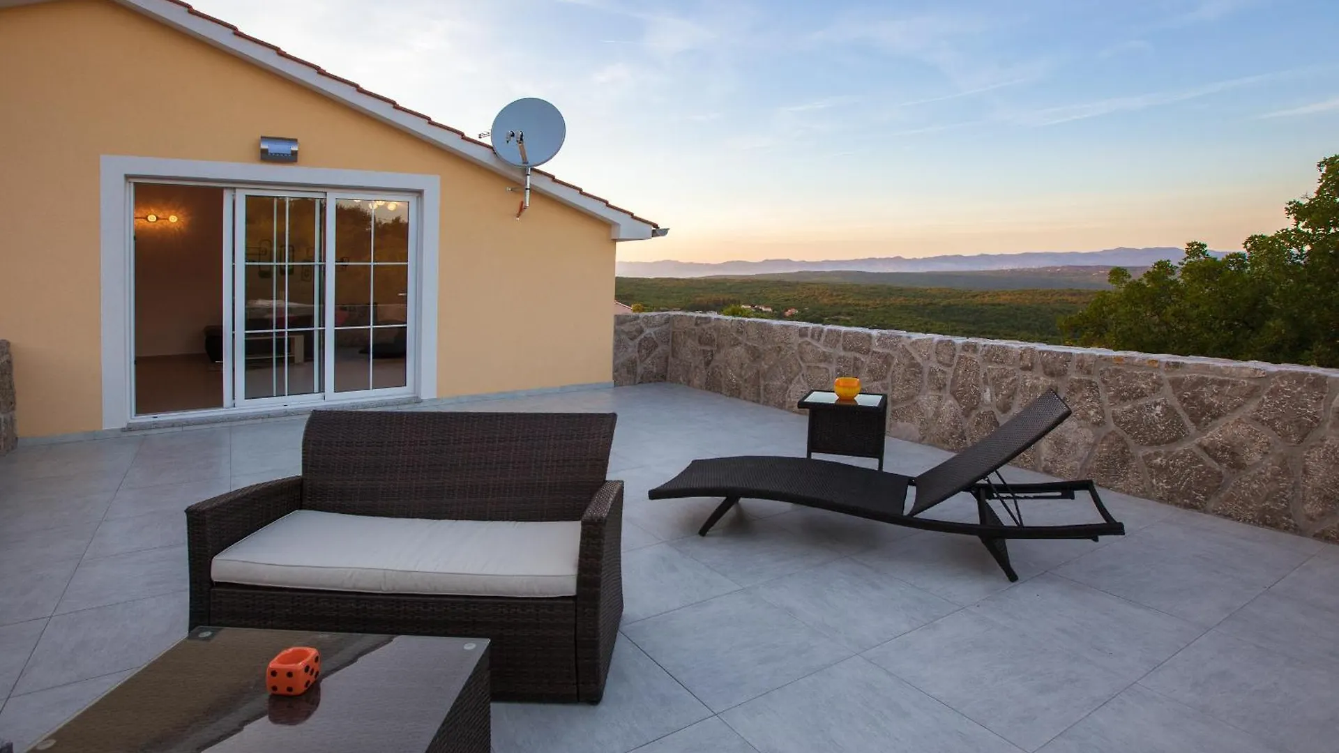 Villa Sky With Pool Vrh  Croaţia